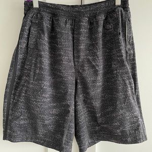 Lululemon pace breaker shorts w/ liner